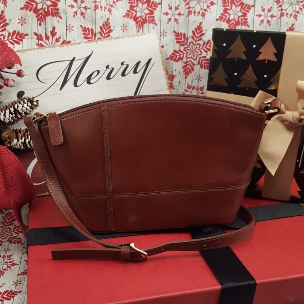 Etienne Aigner genuine leather purse